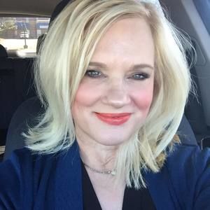 Meet your Posher, Sandy